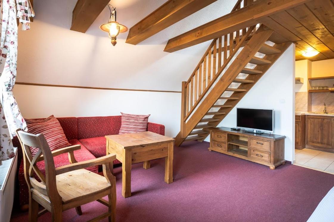 Apartmanovy Dom Vila Maros Павчина-Легота Экстерьер фото