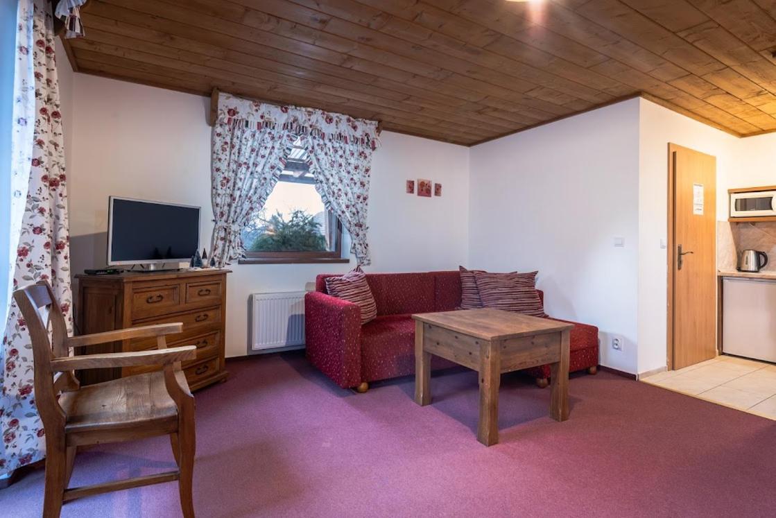 Apartmanovy Dom Vila Maros Павчина-Легота Экстерьер фото